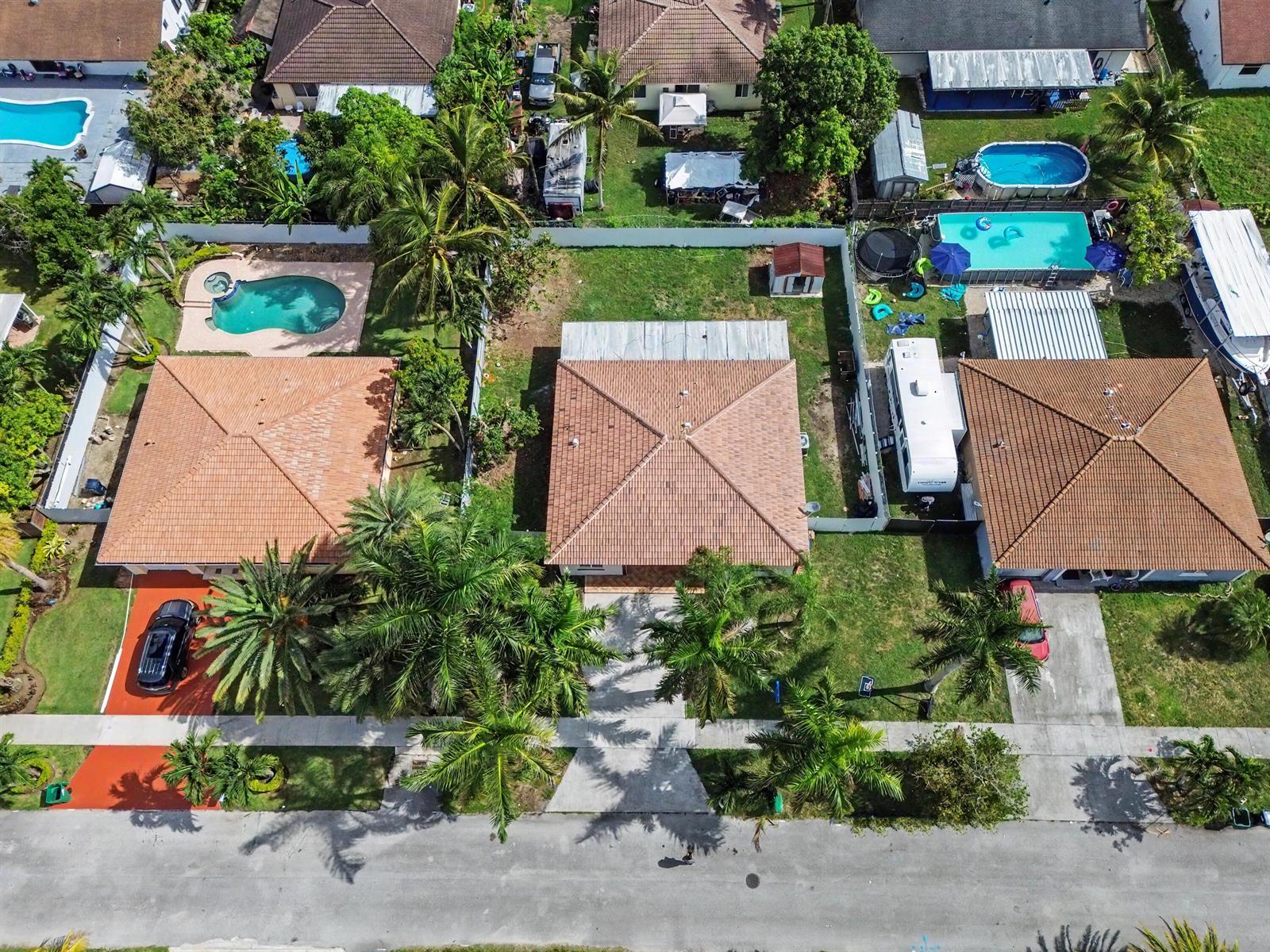 13435 SW 257th Terrace, Homestead FL 33032 photo 2