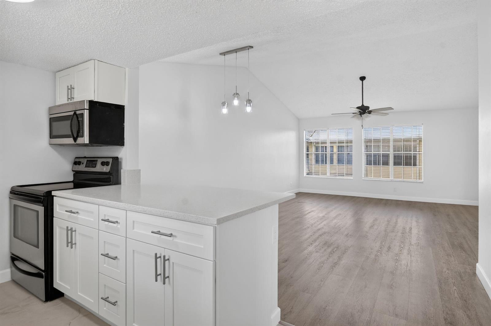 6323 La Costa Drive # M, Boca Raton FL 33433 photo 4