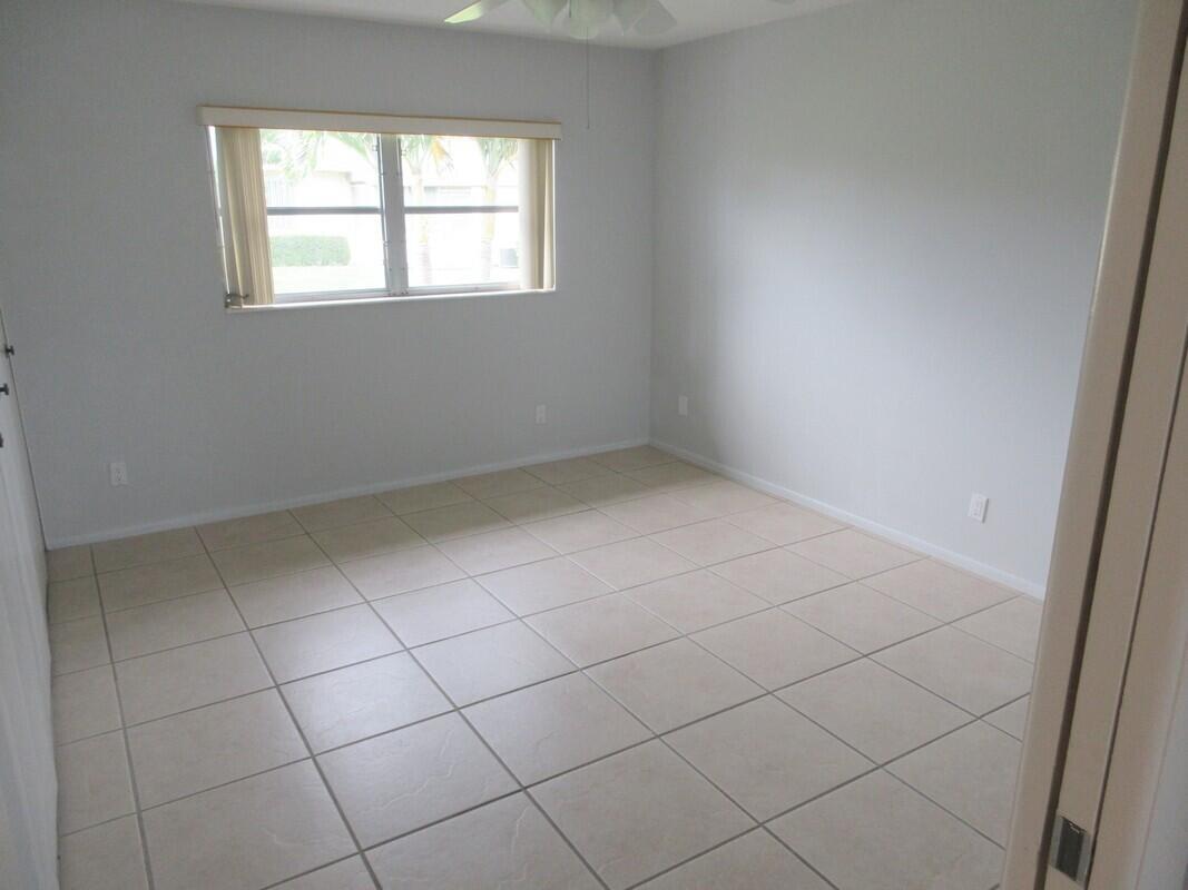 2572 Emory Drive E # J, West Palm Beach FL 33415 photo 3