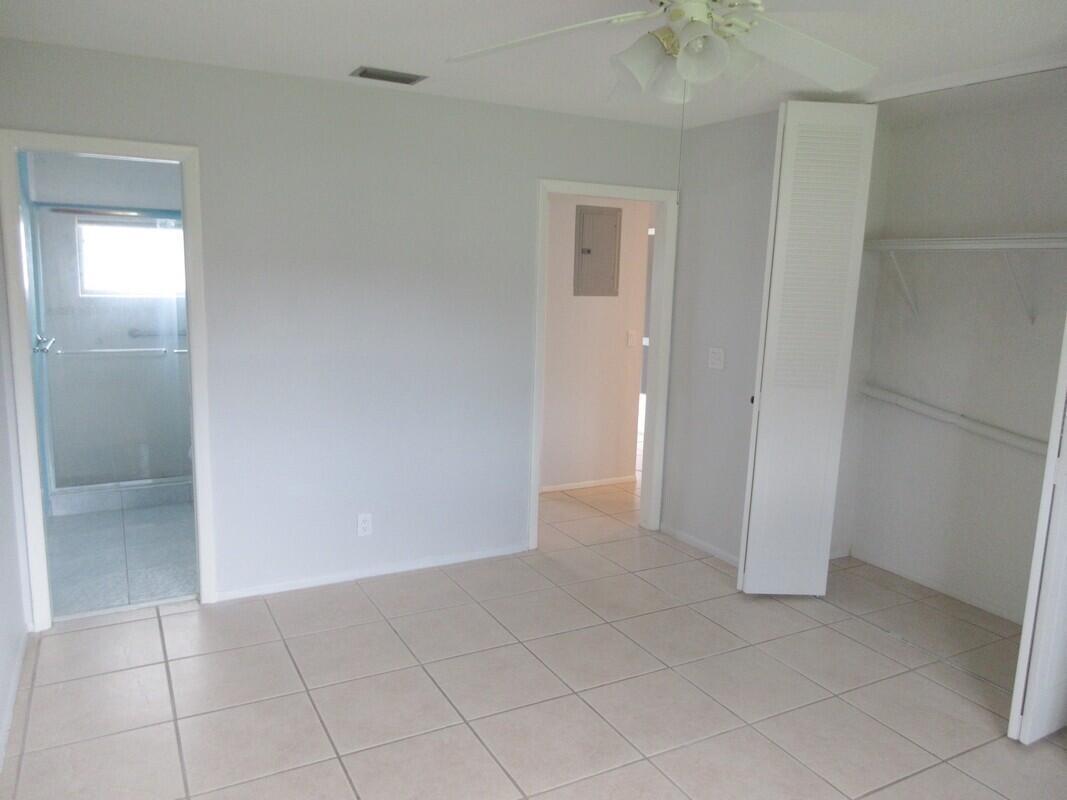 2572 Emory Drive E # J, West Palm Beach FL 33415 photo 4