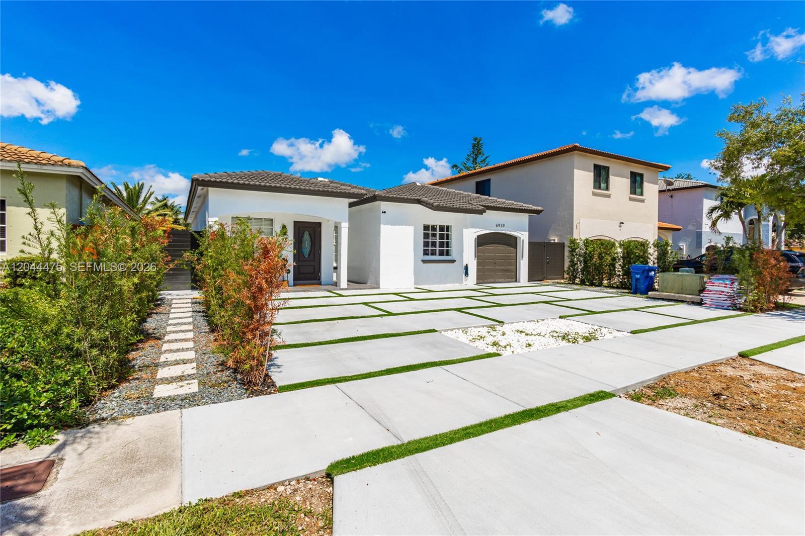 6939 SW 158th Ave, Miami FL 33193 photo 2