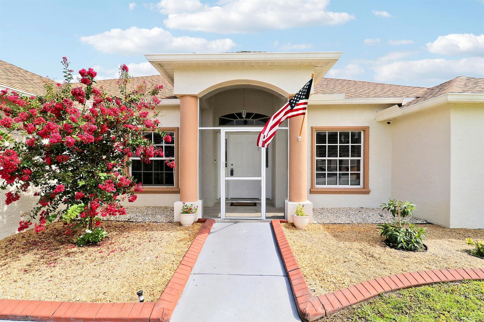 611 SW Saragossa Avenue, Port St. Lucie FL 34953 photo 2