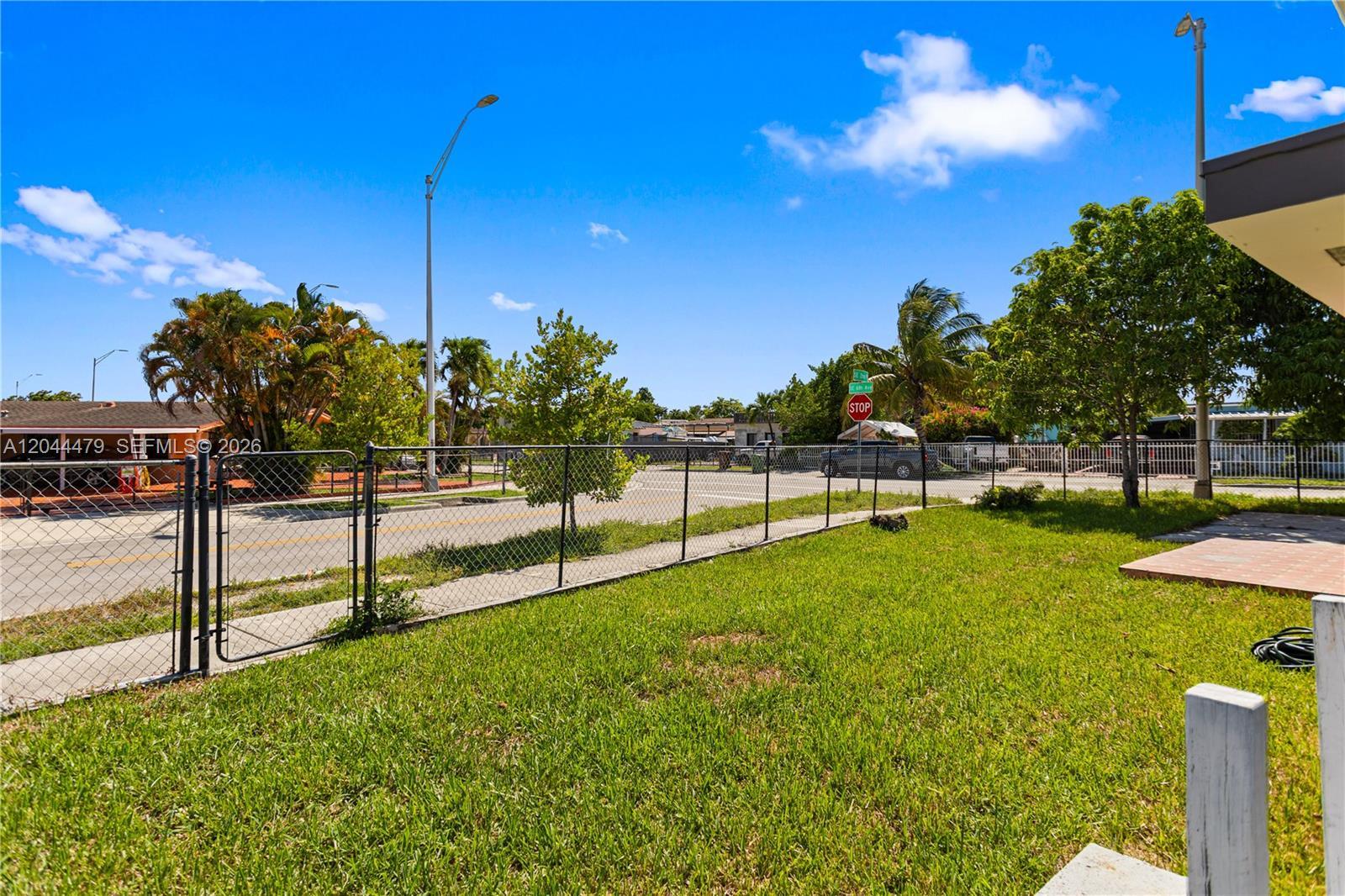 191 SE 6th Ave, Hialeah FL 33010 photo 4