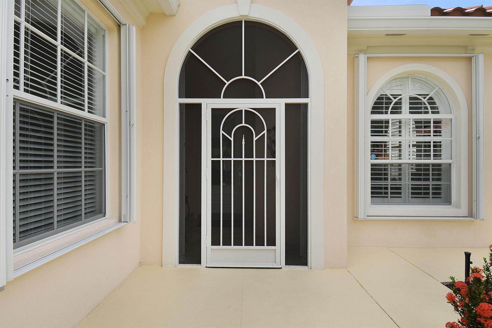 9088 SE La Creek Court, Hobe Sound FL 33455 photo 4