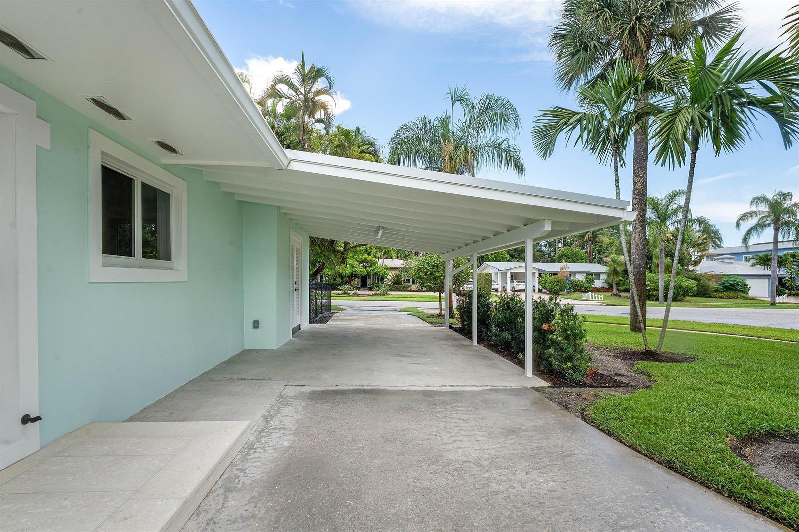 945 Westwind Drive, North Palm Beach FL 33408 photo 3