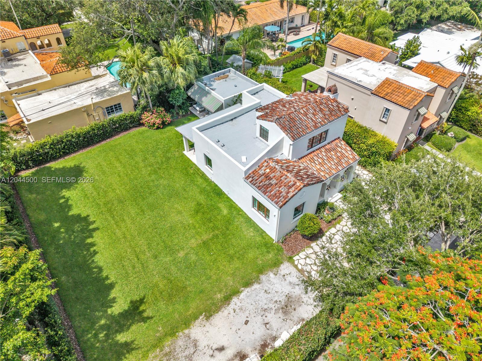 5730 SW 49th St, South Miami FL 33155 photo 2