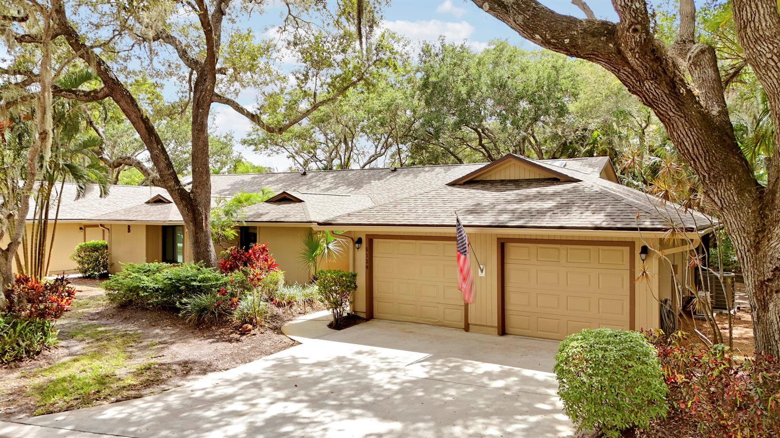 5124 SE Schooner Oaks Way, Stuart FL 34997 photo 3