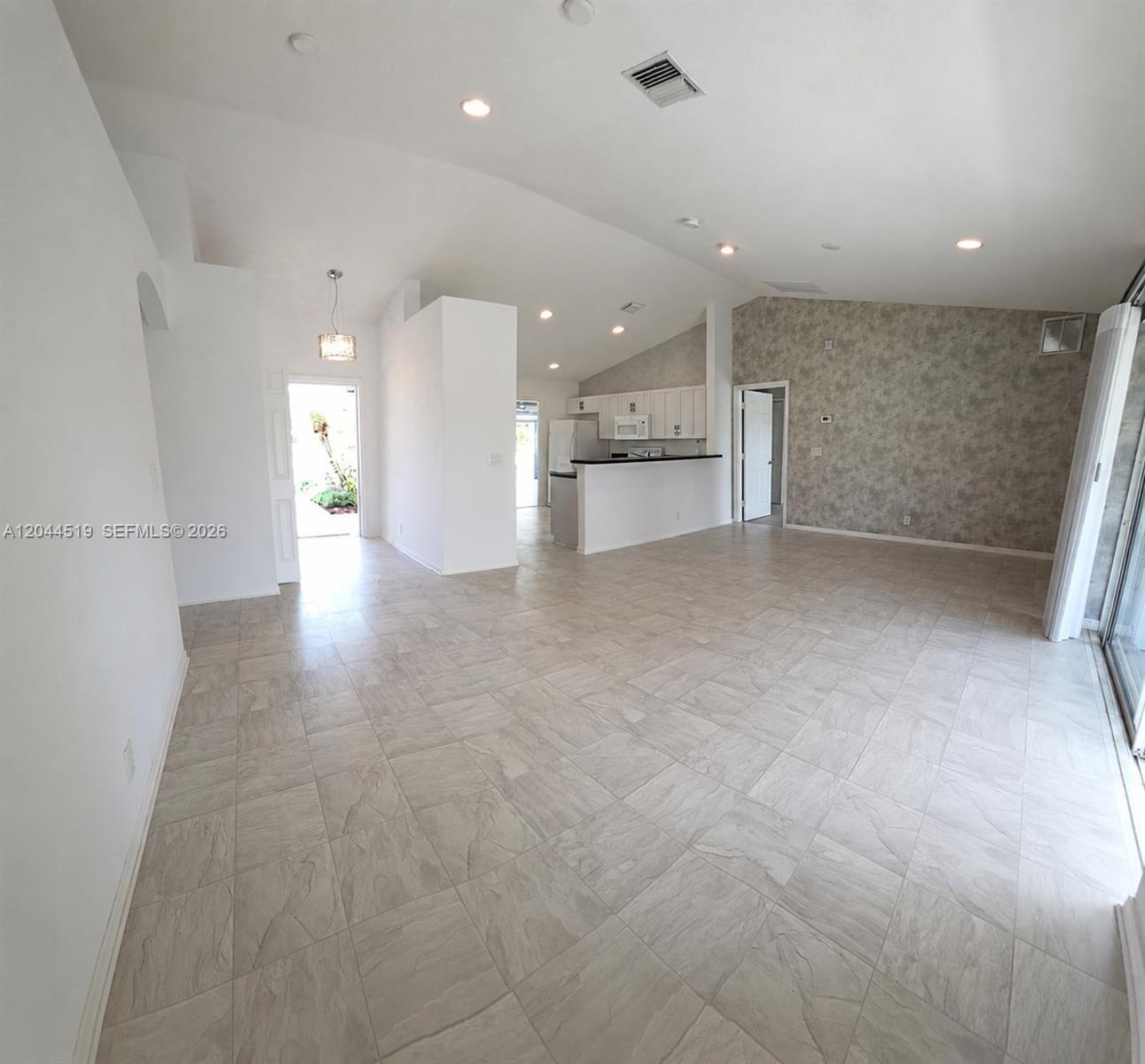 547 High Hawk Cir # 541, Vero Beach FL 32962 photo 4