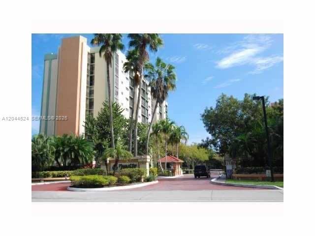 16919 N Bay Rd # 507, Sunny Isles Beach FL 33160 photo 4