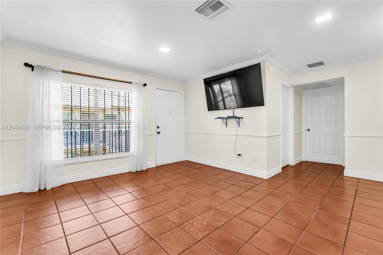 15350 SW 72nd St # 24, Miami FL 33193