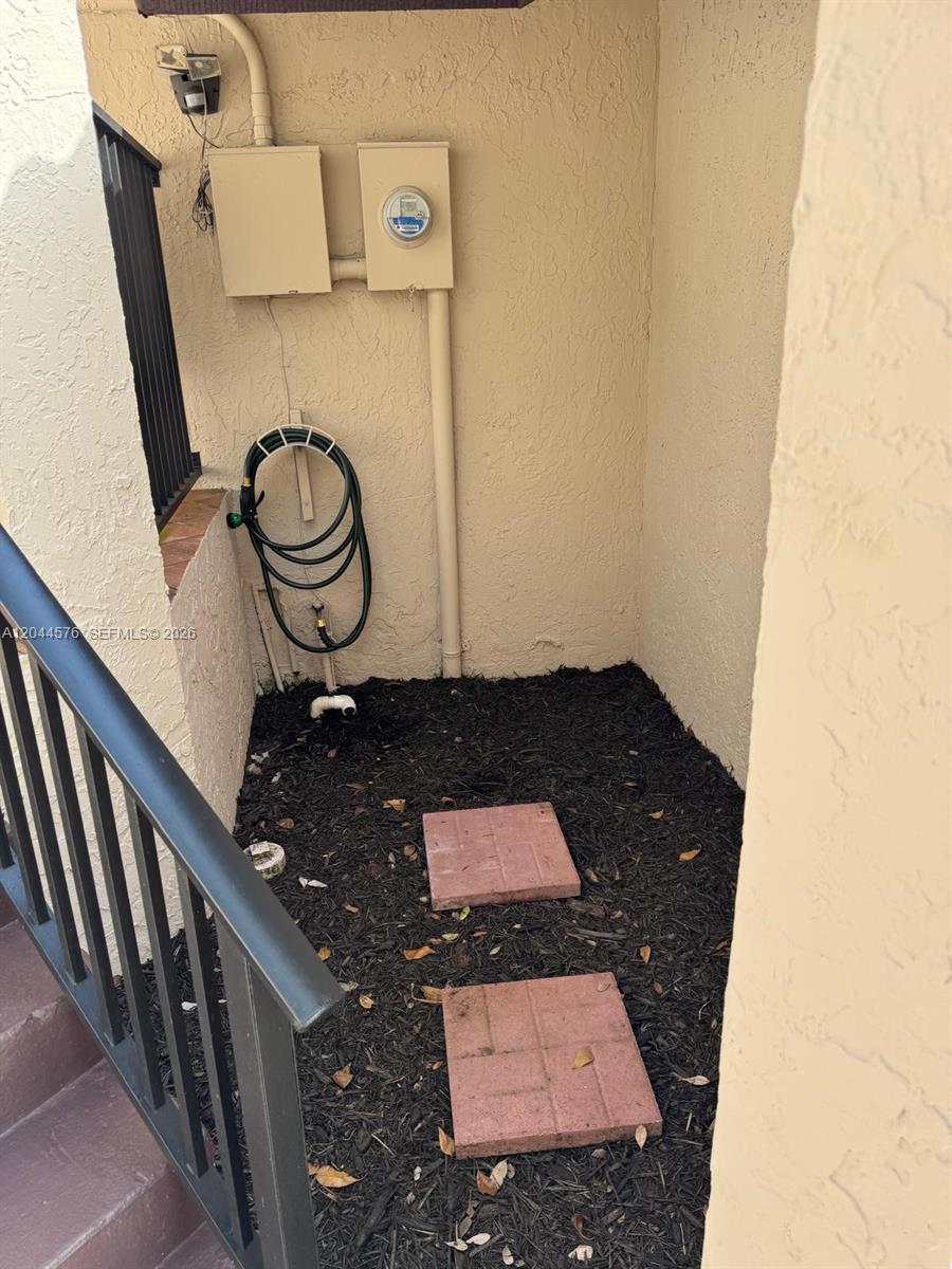 9267 W Sunrise Blvd, Plantation FL 33322 photo 4