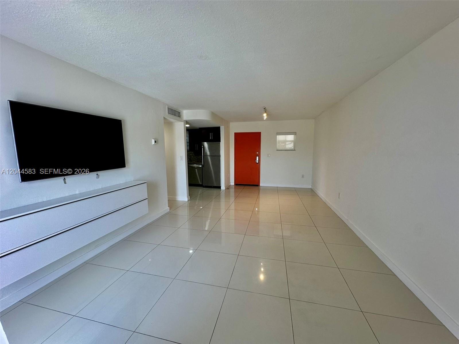 411 SW 37th Ave # 3D, Miami FL 33135 photo 3
