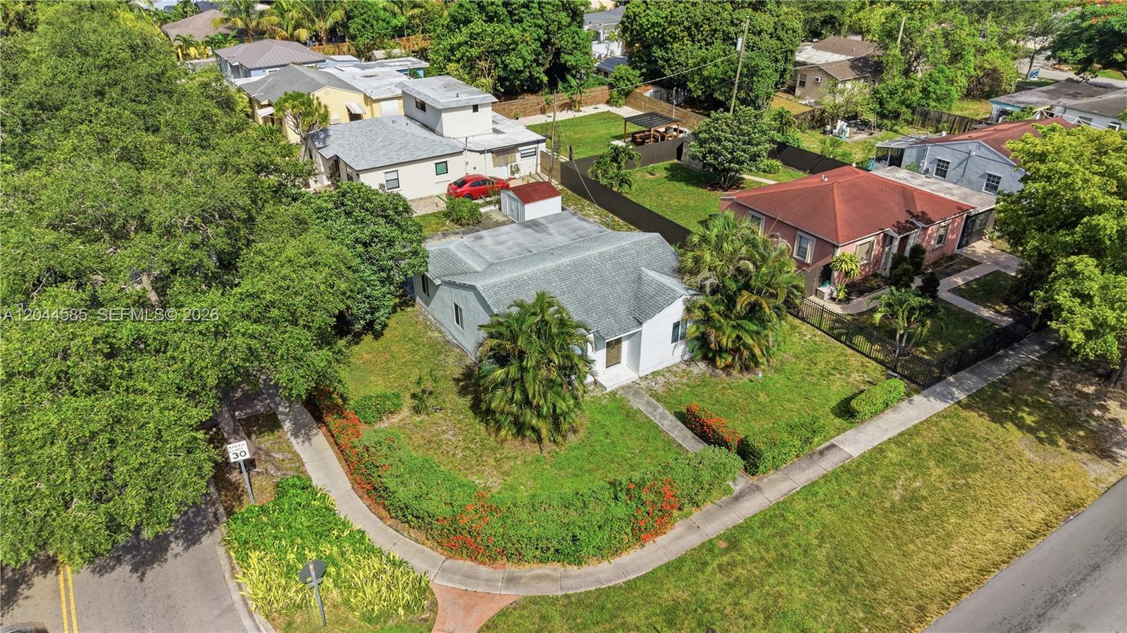 12475 NW 10th Ave, North Miami FL 33168