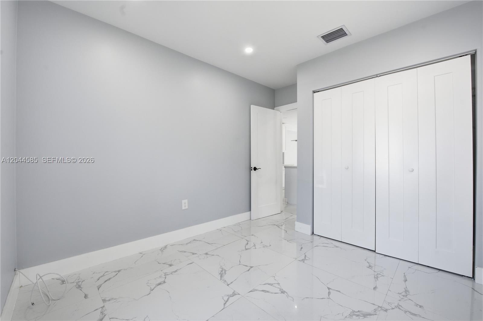12475 NW 10th Ave, North Miami FL 33168 photo 5