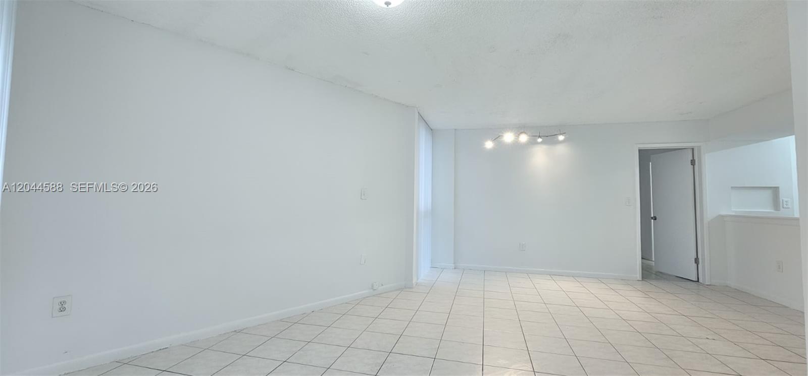 7035 NW 186th St # D110, Hialeah FL 33015 photo 3