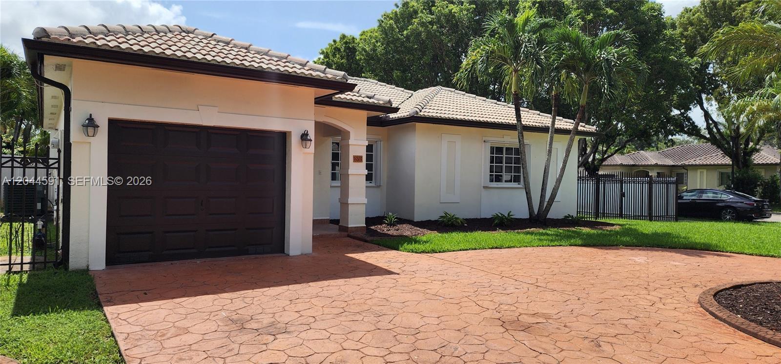 16507 NW 91st Ave, Miami Lakes FL 33018