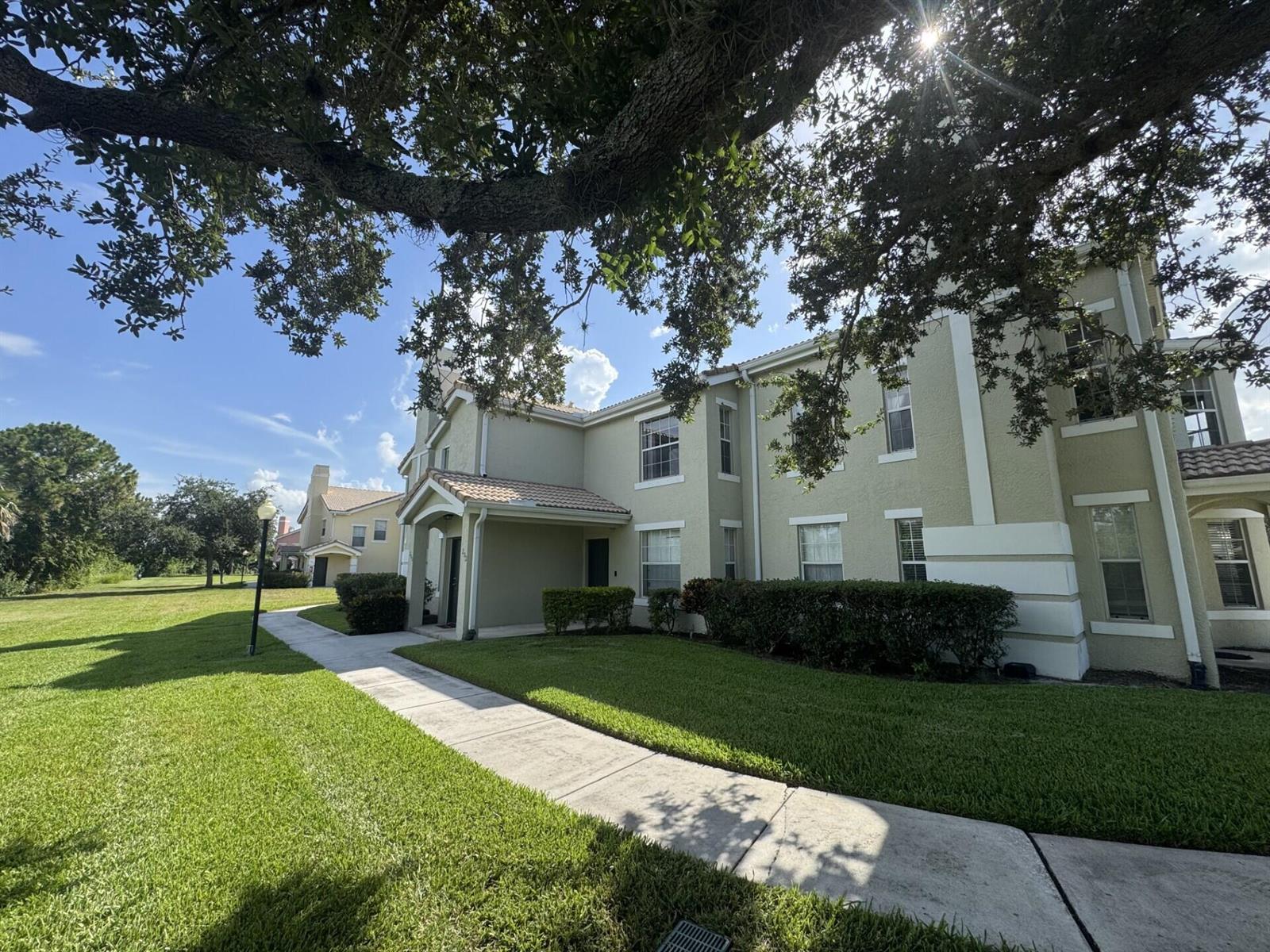 122 SW Peacock Boulevard # 202, Port St. Lucie FL 34986 photo 2