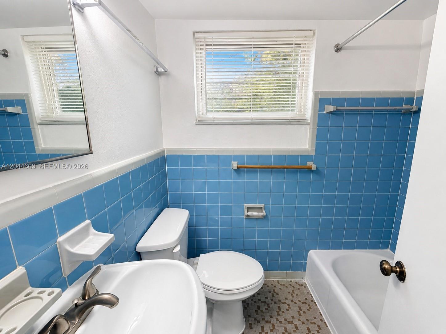 34 Madeira Ave # 3, Coral Gables FL 33134 photo 5
