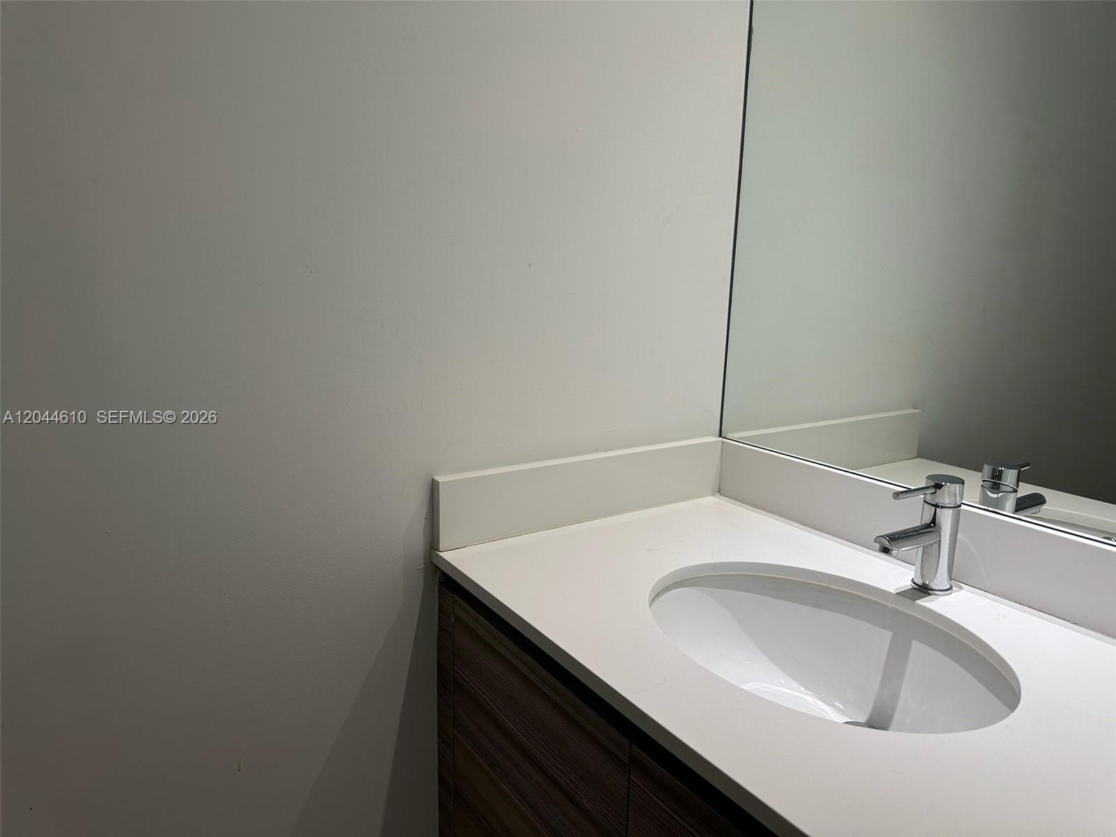 121 NE 34th St # 1915, Miami FL 33137 photo 5