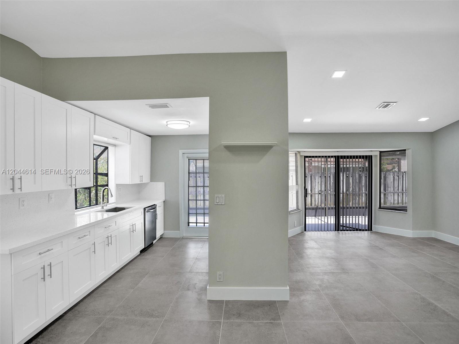 3216 NW 105th Ave, Sunrise FL 33351 photo 5