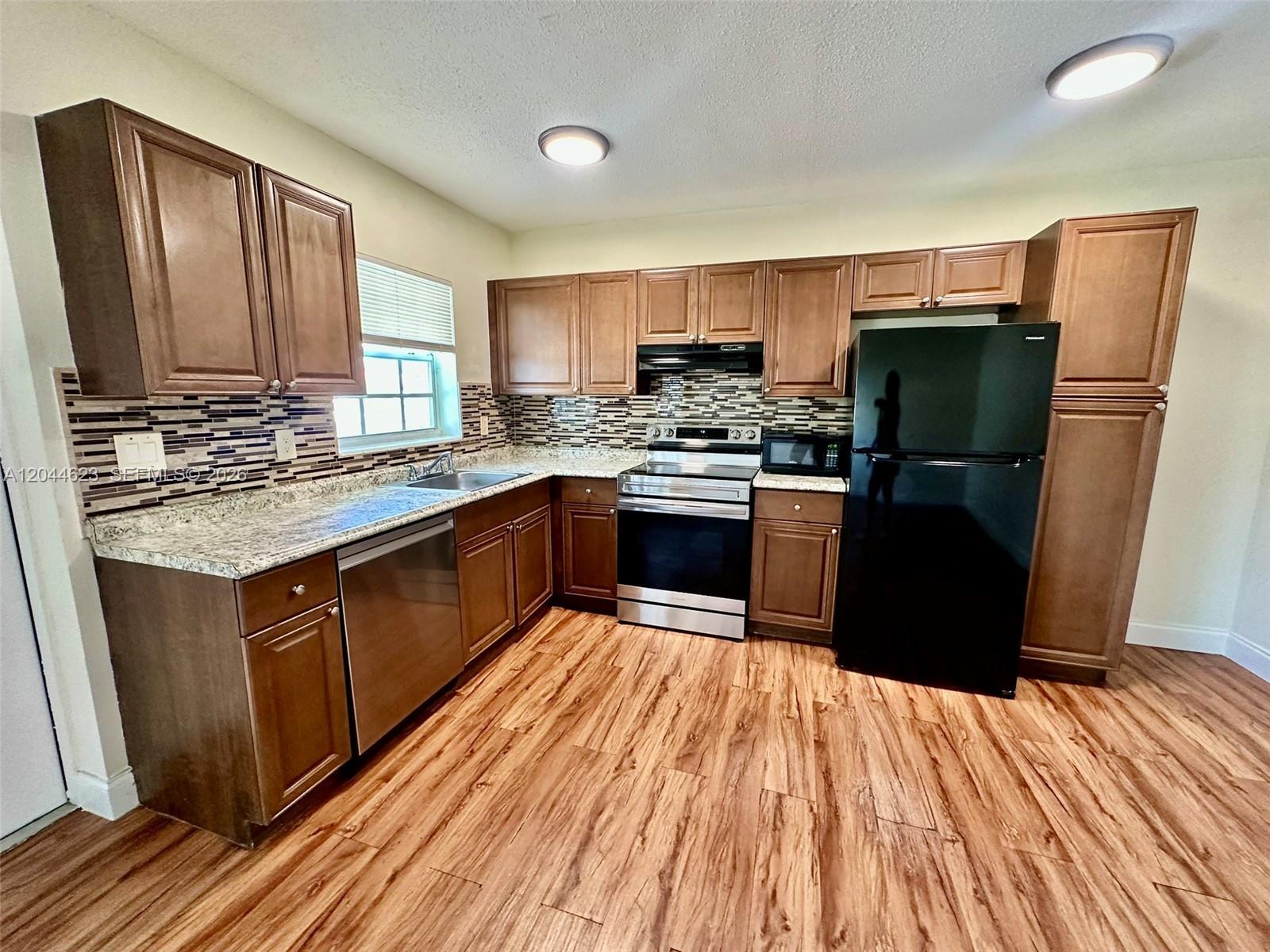 5420 NE 22nd Ter # 6, Fort Lauderdale FL 33308 photo 2