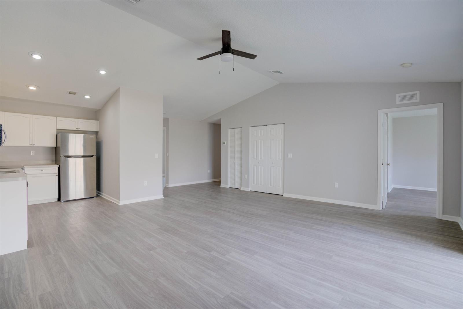 9244 Roan Lane Unit B, West Palm Beach FL 33403 photo 3