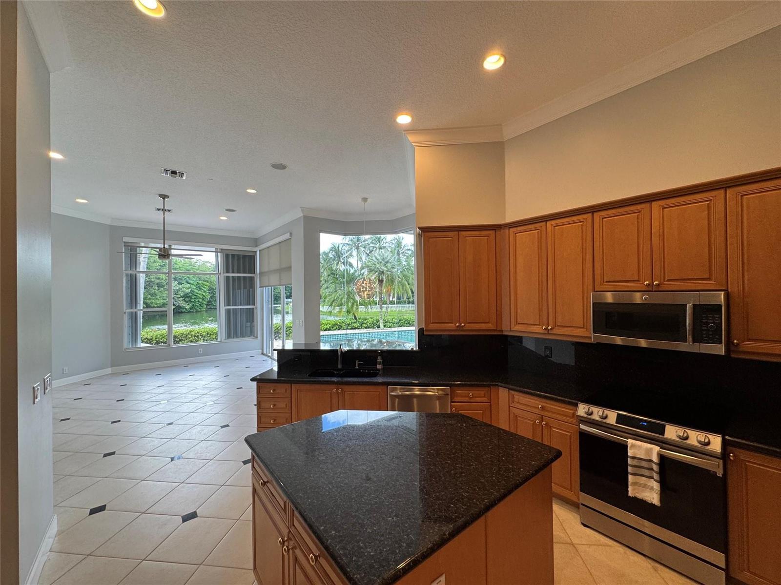 11165 Whitehawk Street, Plantation FL 33324 photo 5