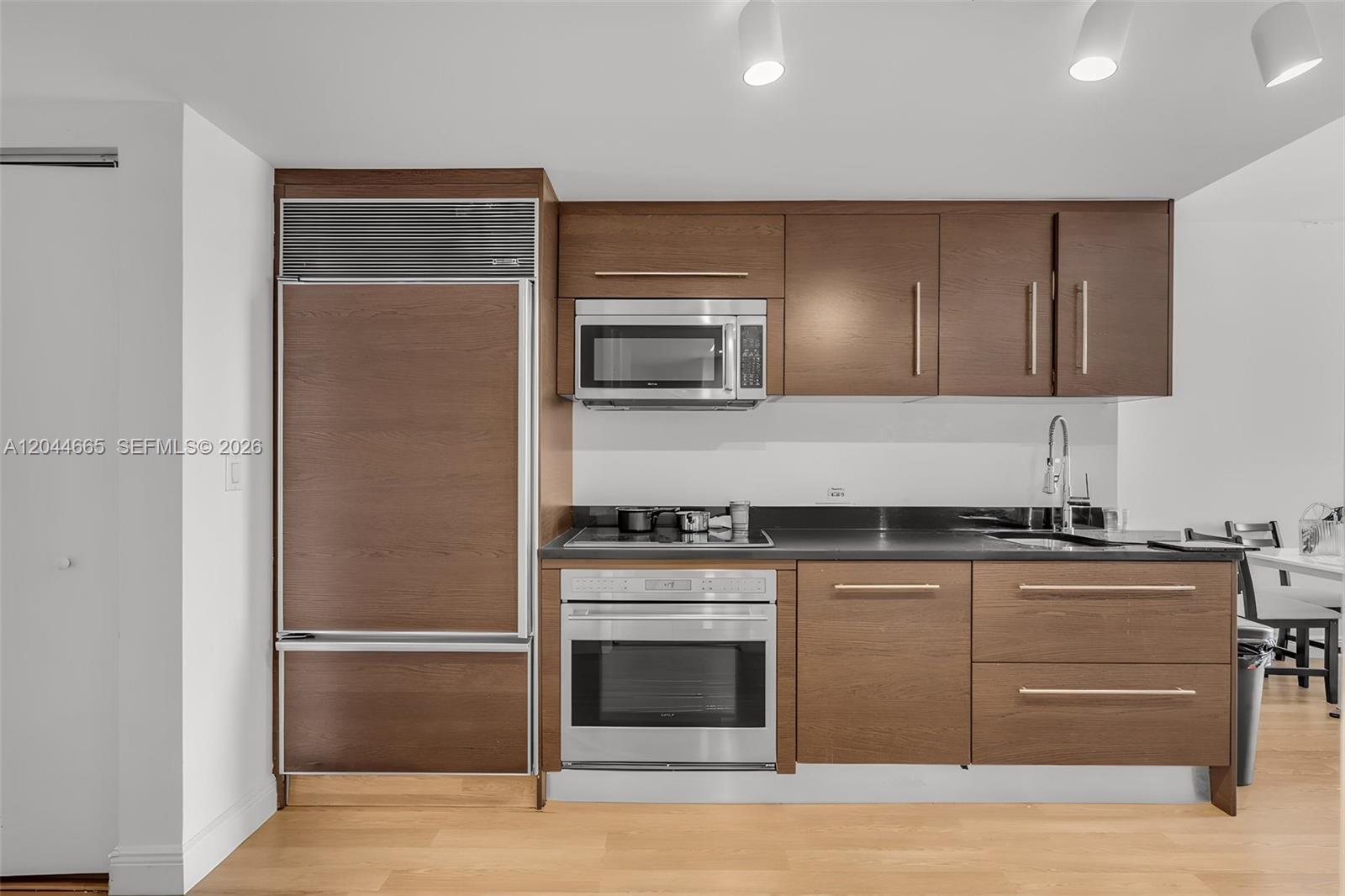 475 Brickell Ave # 2508, Miami FL 33131 photo 3