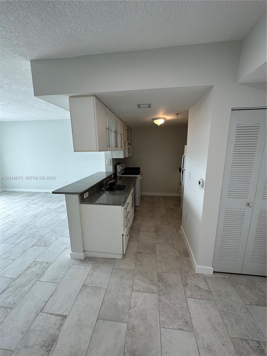 275 NE 18th St # 1406, Miami FL 33132 photo 5