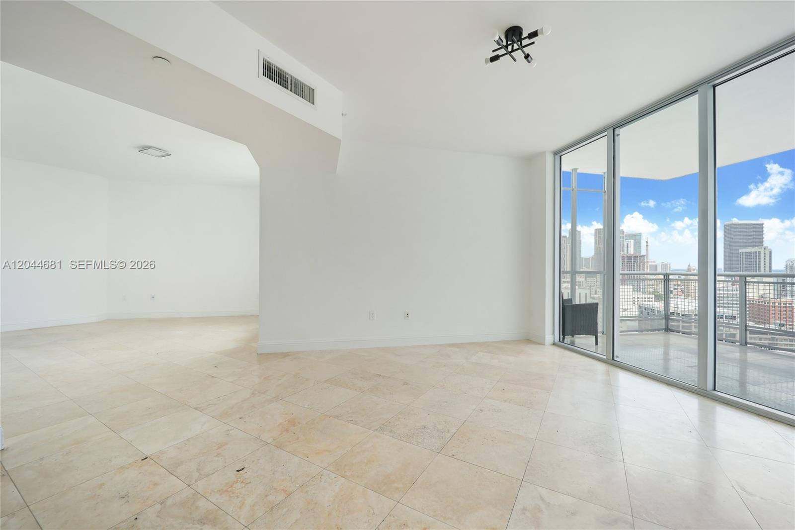 350 S Miami Ave # 2411, Miami FL 33130 photo 2