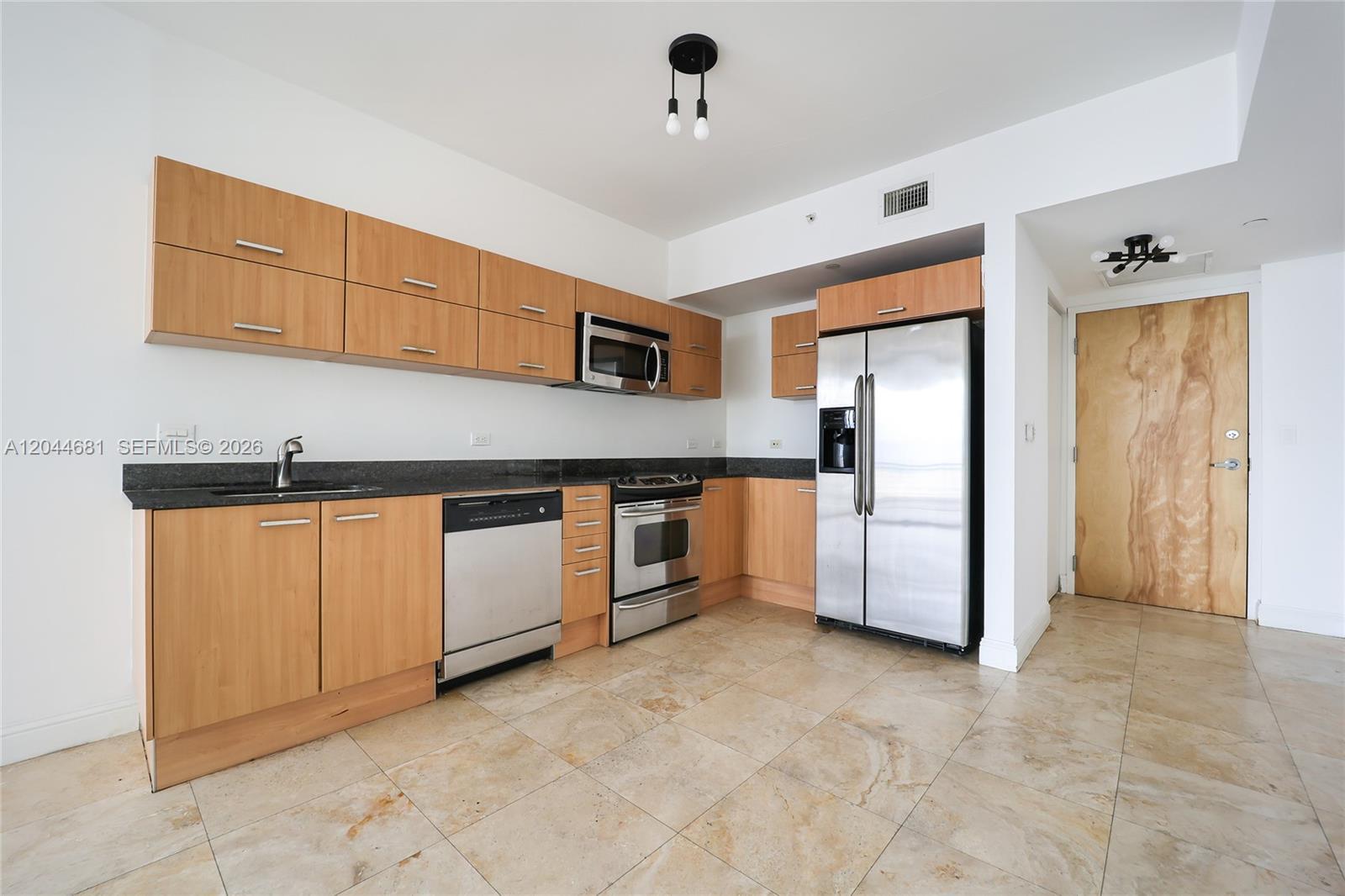 350 S Miami Ave # 2411, Miami FL 33130 photo 3