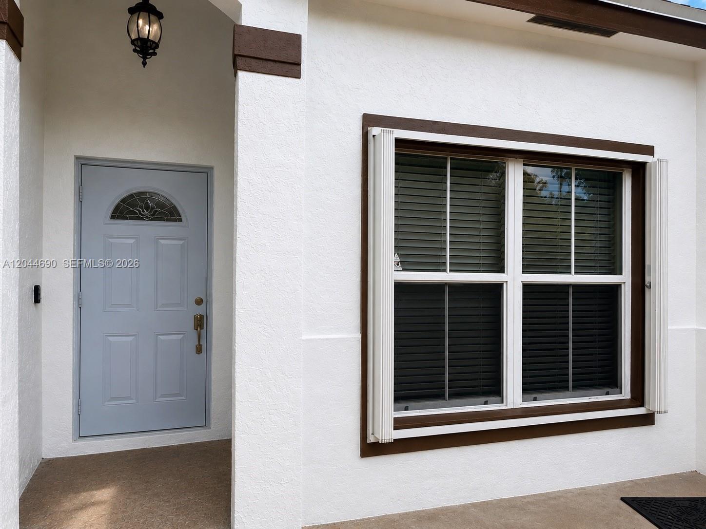 20776 NW 1st St, Pembroke Pines FL 33029