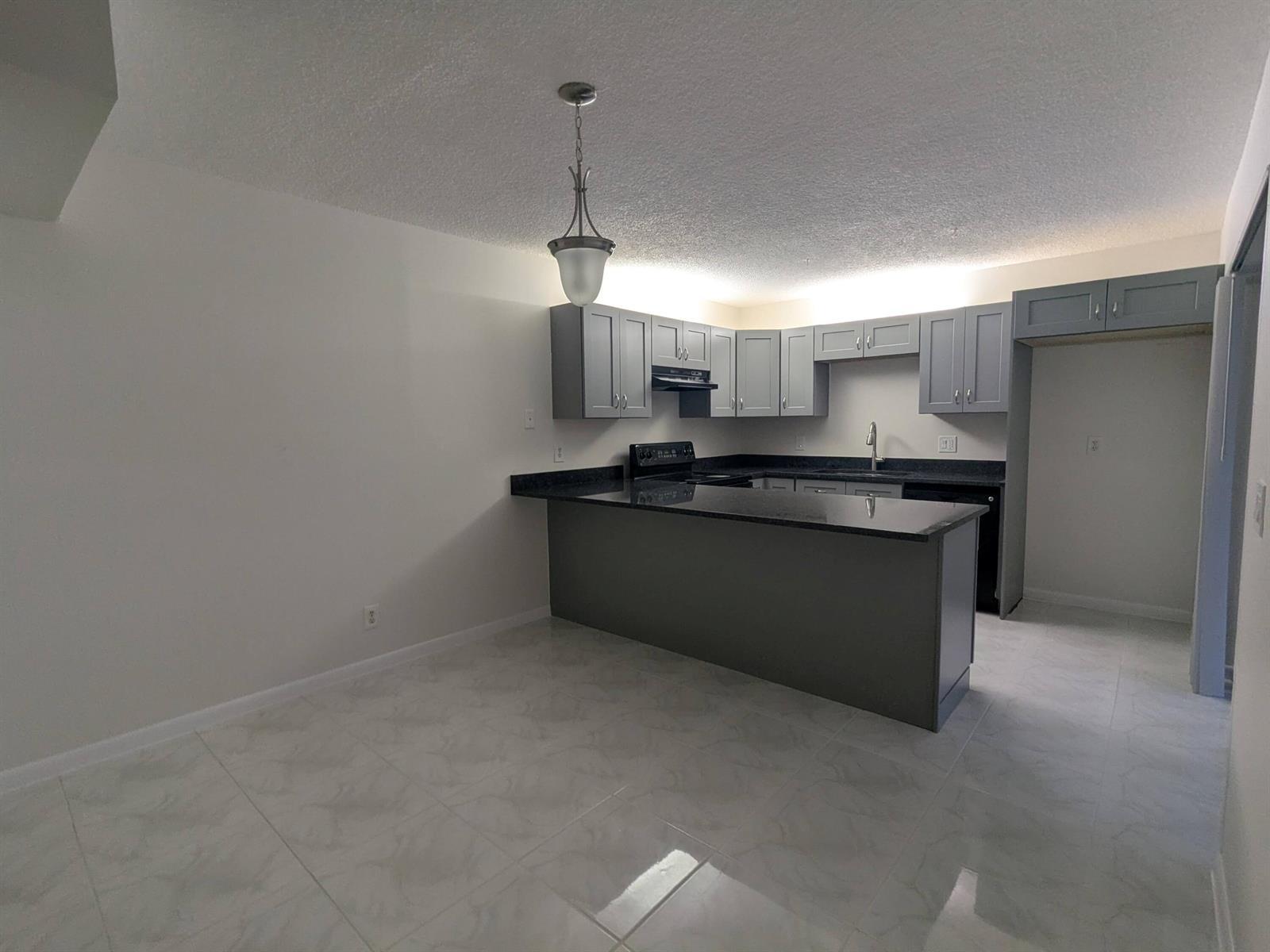2191 White Pine Circle # D, FL 33415 photo 2