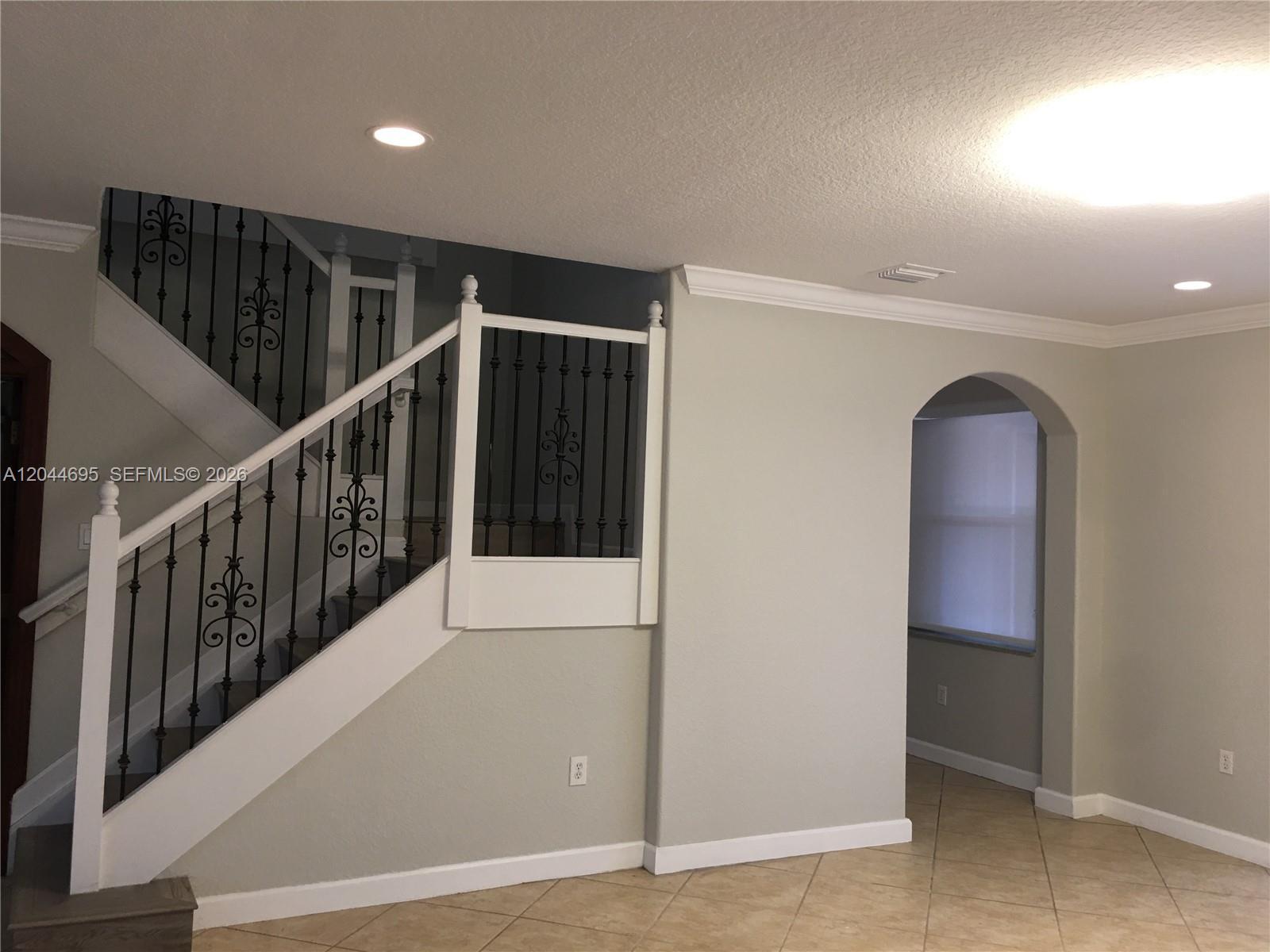 15431 SW 39th Ter, Miami FL 33185 photo 5