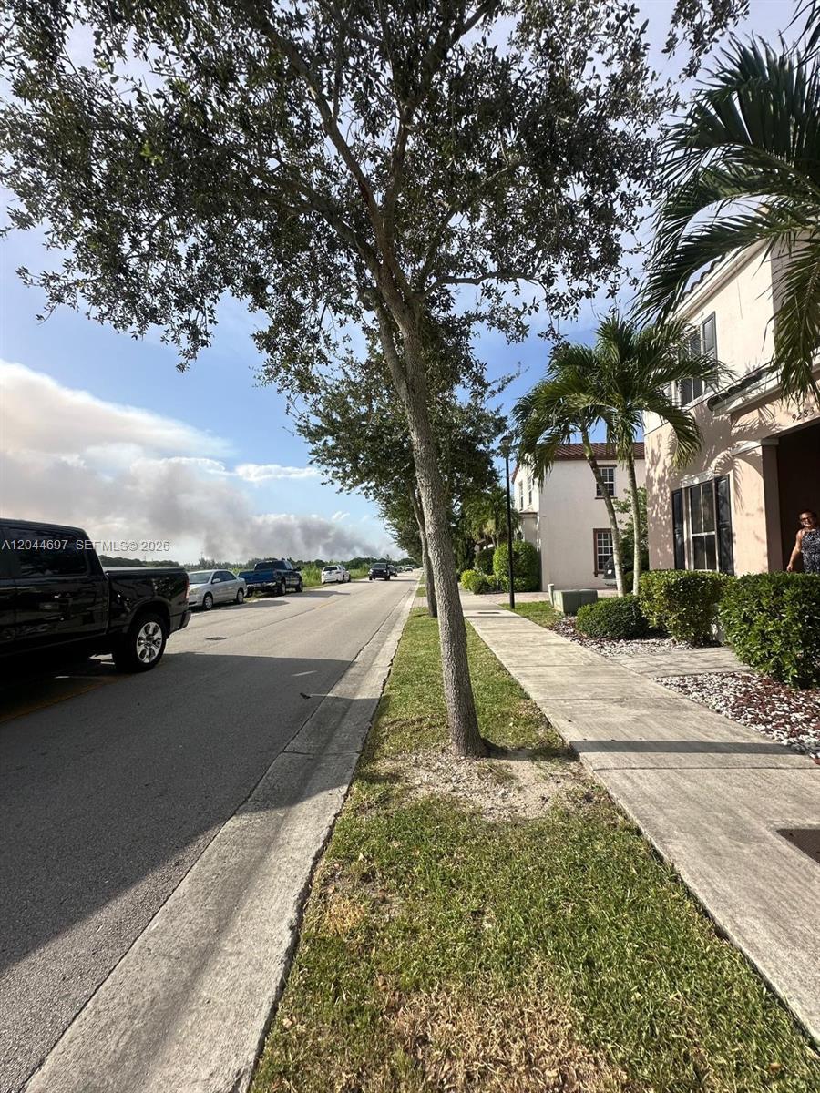 9283 SW 172nd Ave, Miami FL 33196 photo 2