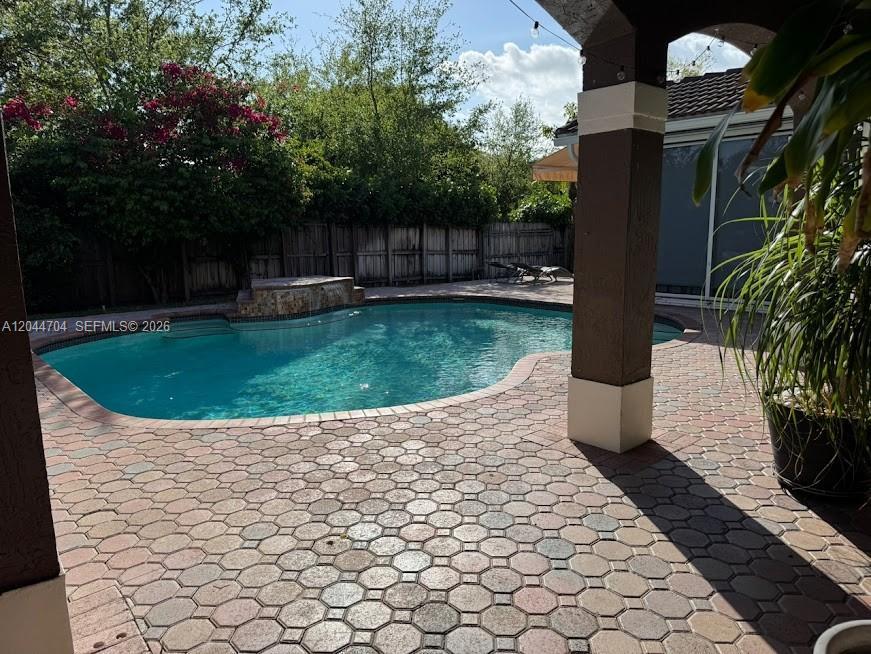 9026 SW 160th Ter, Palmetto Bay FL 33157 photo 5