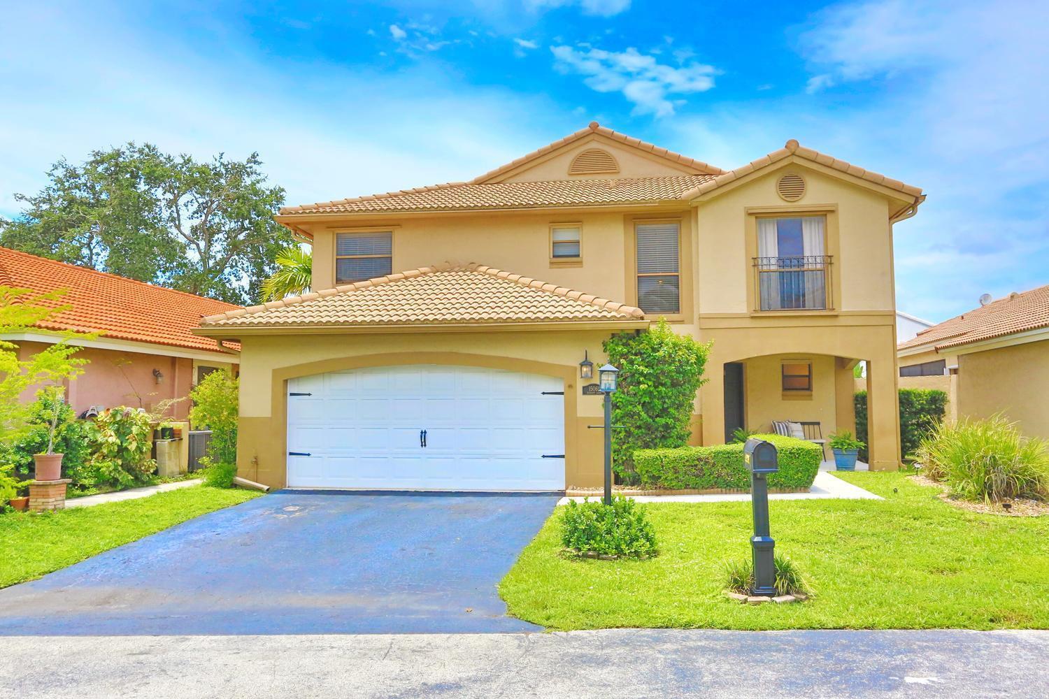 15061 Durham Lane, Davie FL 33331 photo 2