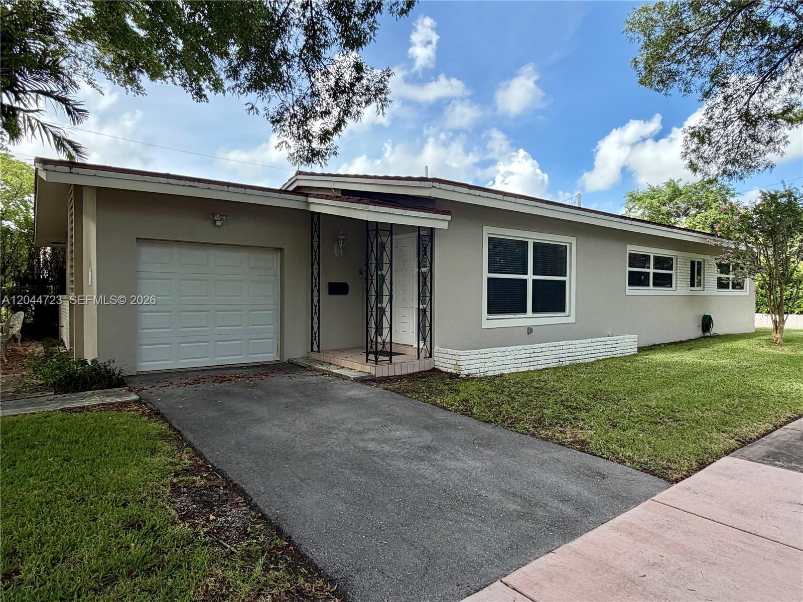 1415 Genoa St, Coral Gables FL 33134 photo 2