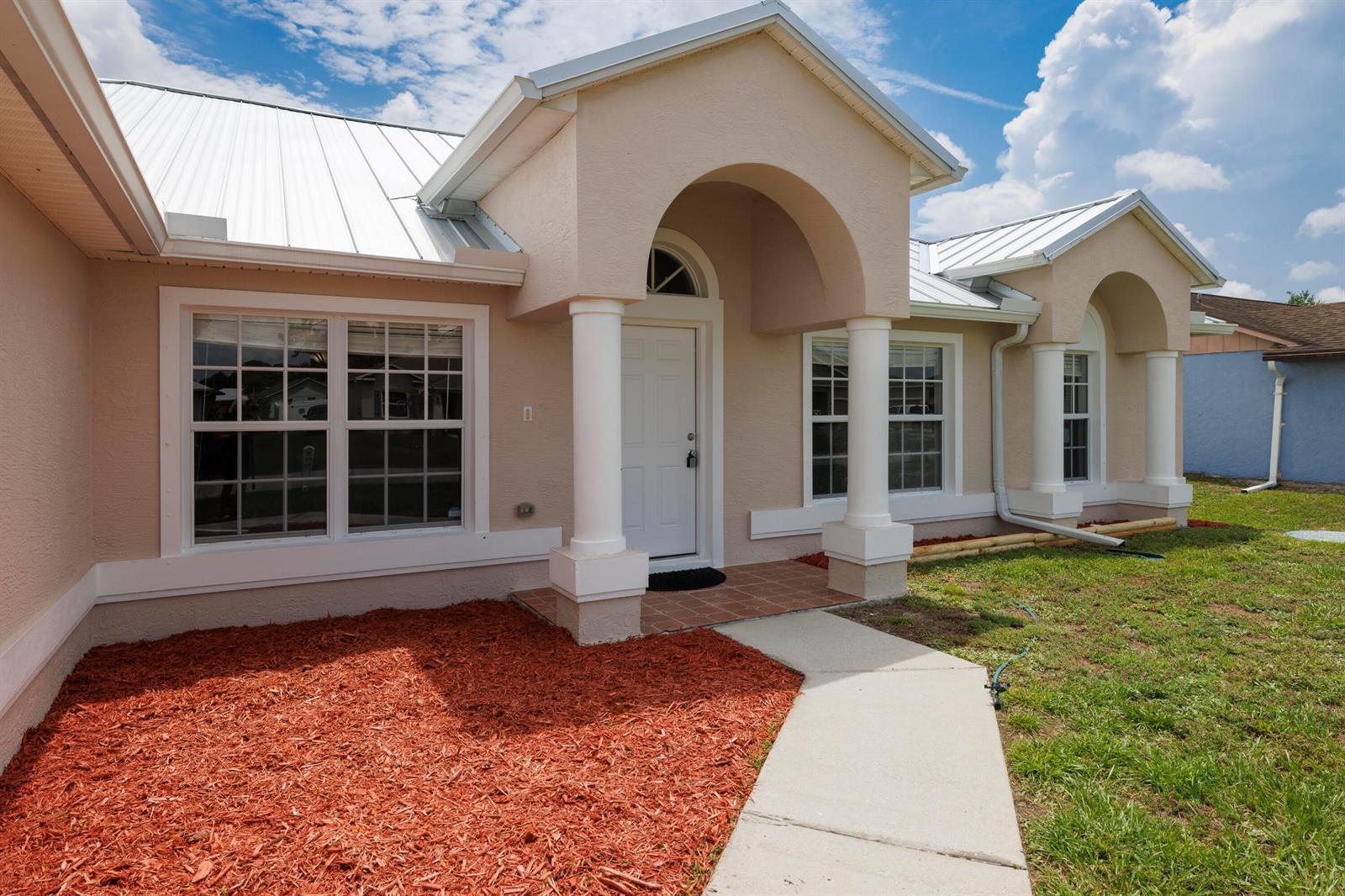 188 SW Klee Circle, Port St. Lucie FL 34953 photo 5