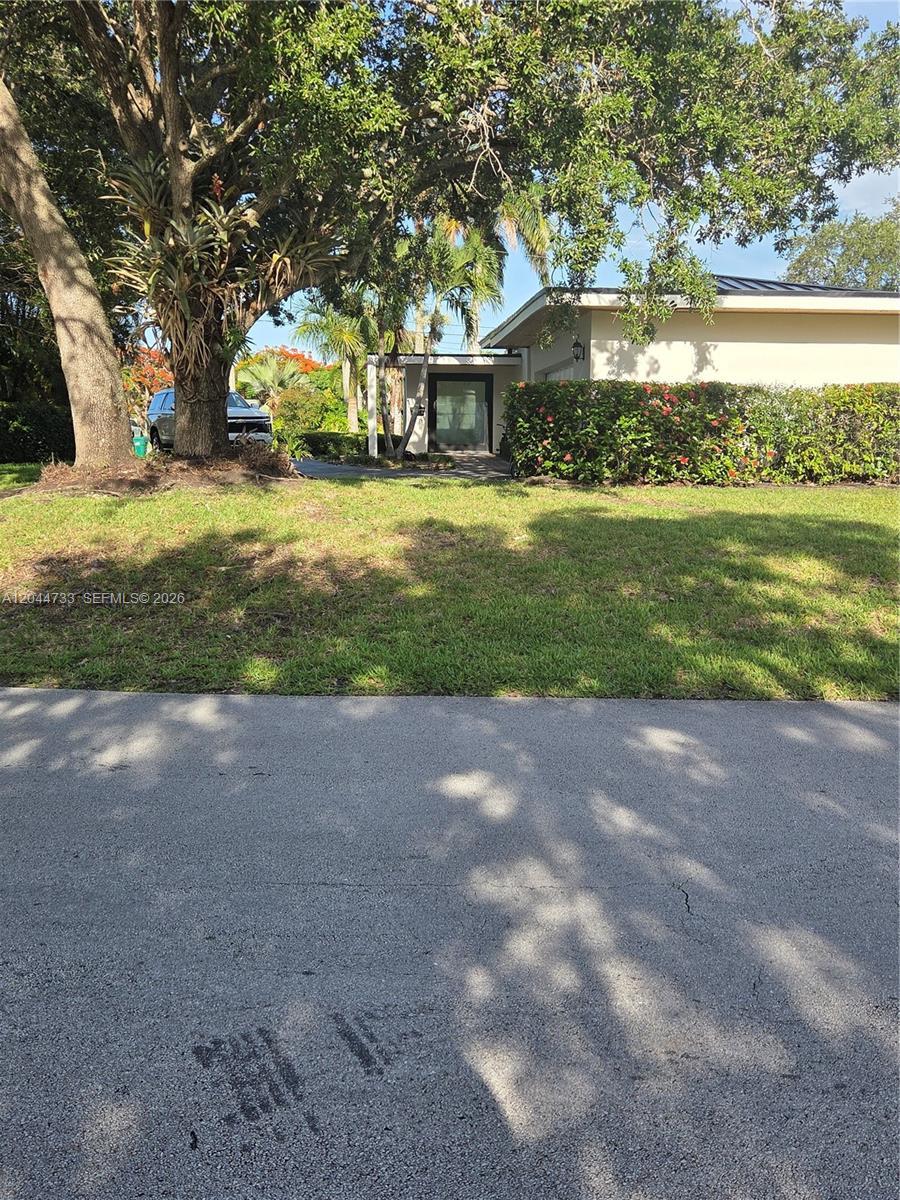8880 SW 149th St, Palmetto Bay FL 33176 photo 2