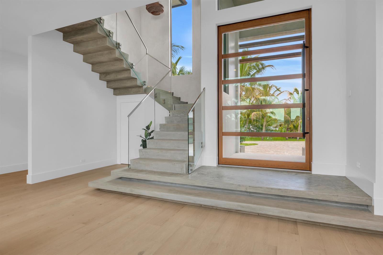 19175 W Riverside Drive, Tequesta FL 33469 photo 4