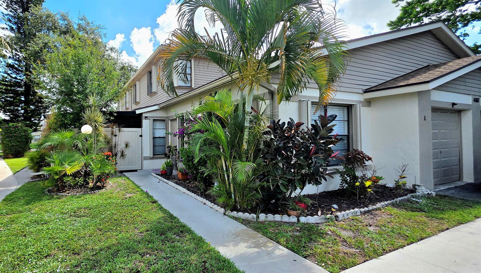 4467 Willow Pond Road # A, West Palm Beach FL 33417 photo 2