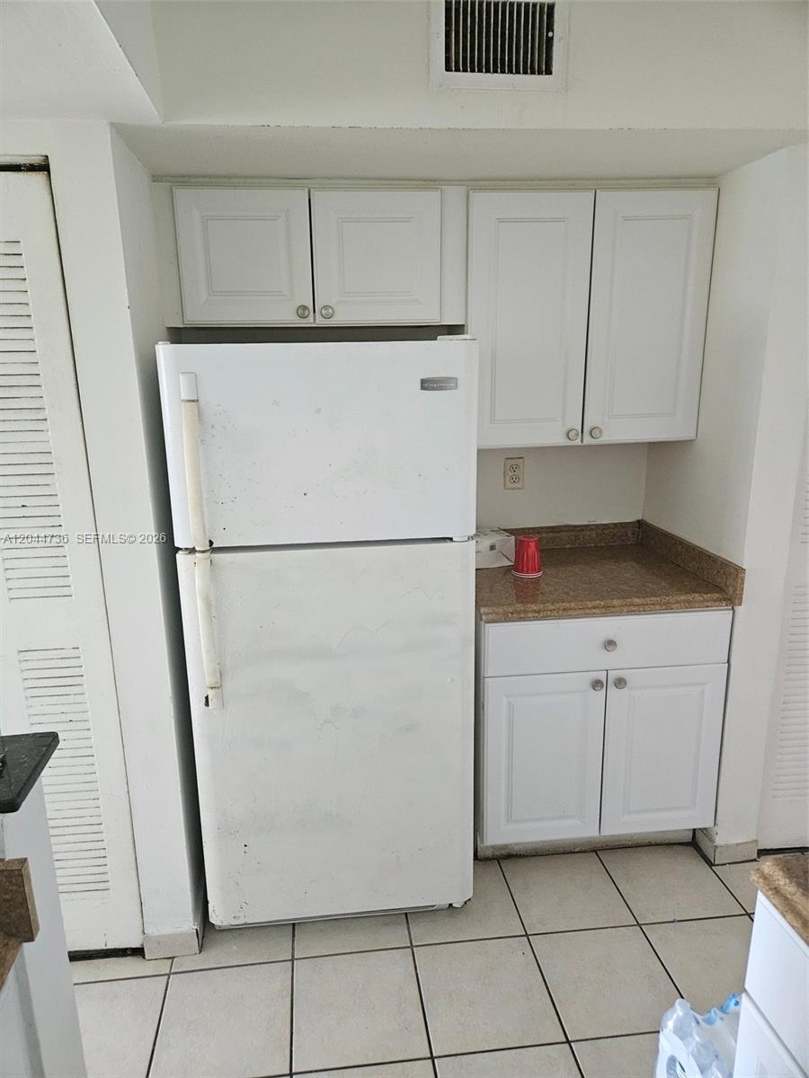 20 San Simeon Way # 111, Miami FL 33179 photo 5