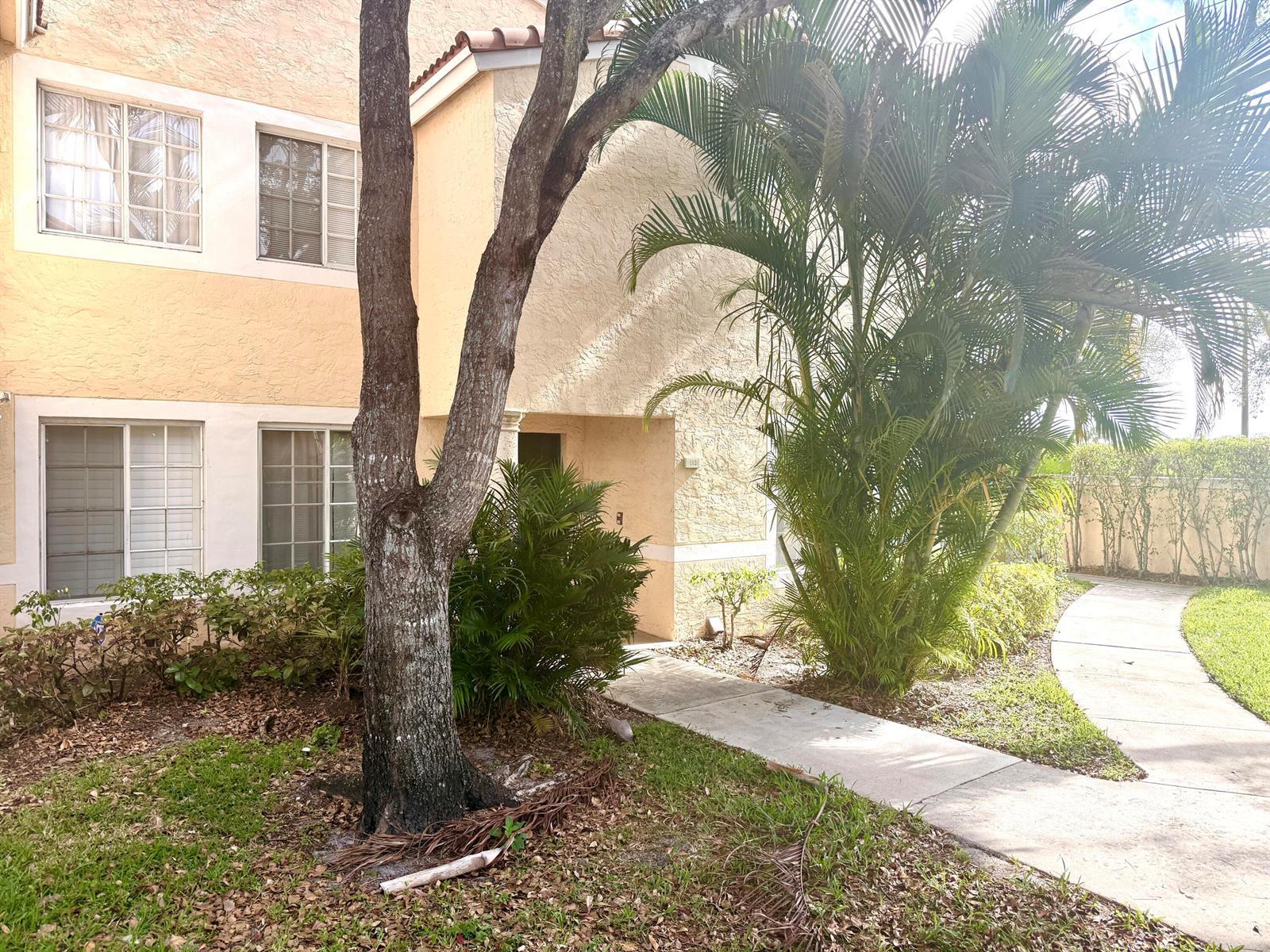 1707 Village Boulevard # 112, West Palm Beach FL 33409 photo 2