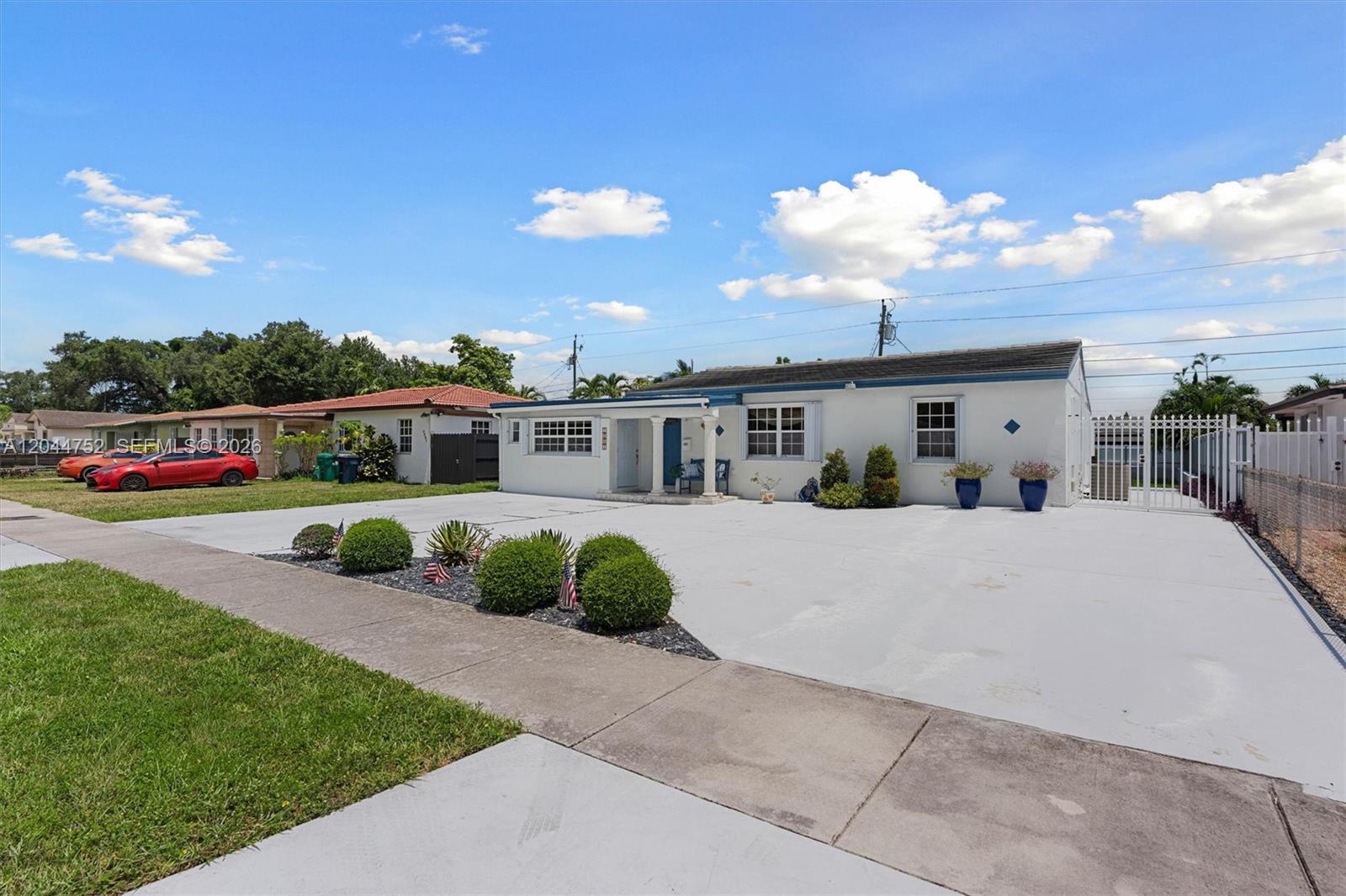 7281 SW 13th Ter, Miami FL 33144 photo 2