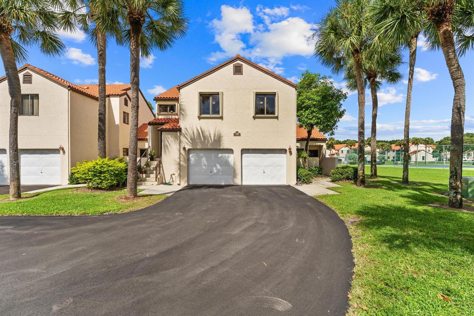 18 Vía De Casas Sur # 205, Boynton Beach FL 33426 photo 2