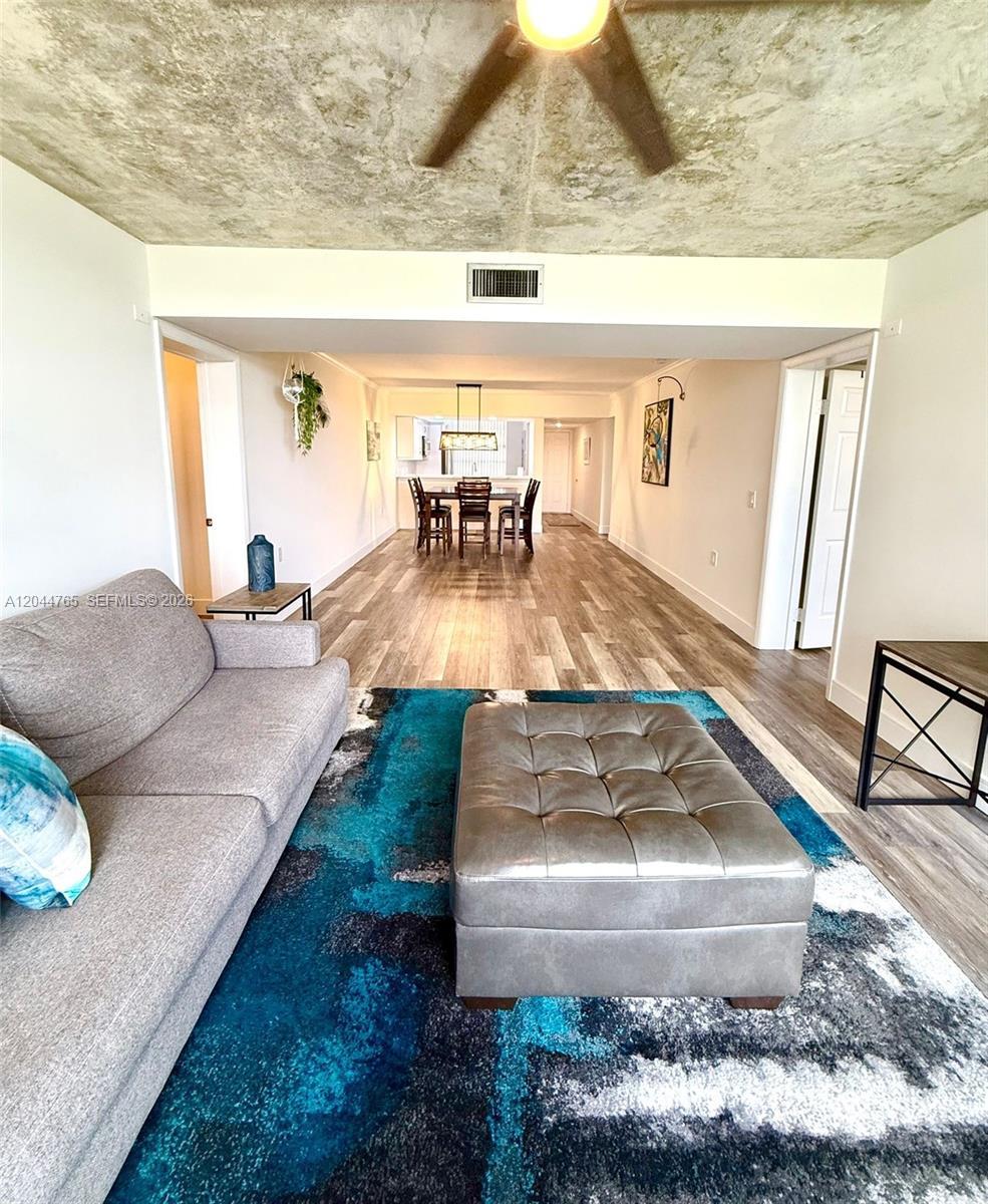 1705 Whitehall Dr # 403, Davie FL 33324 photo 3