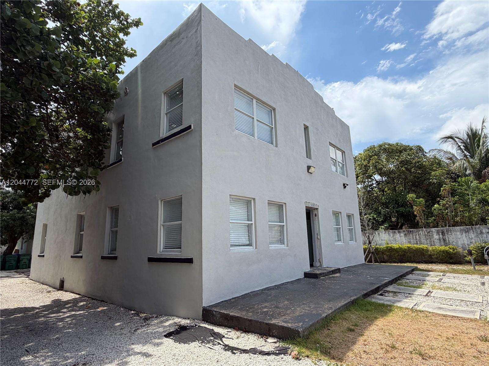 6828 NW 3rd Ave # 2, Miami FL 33150