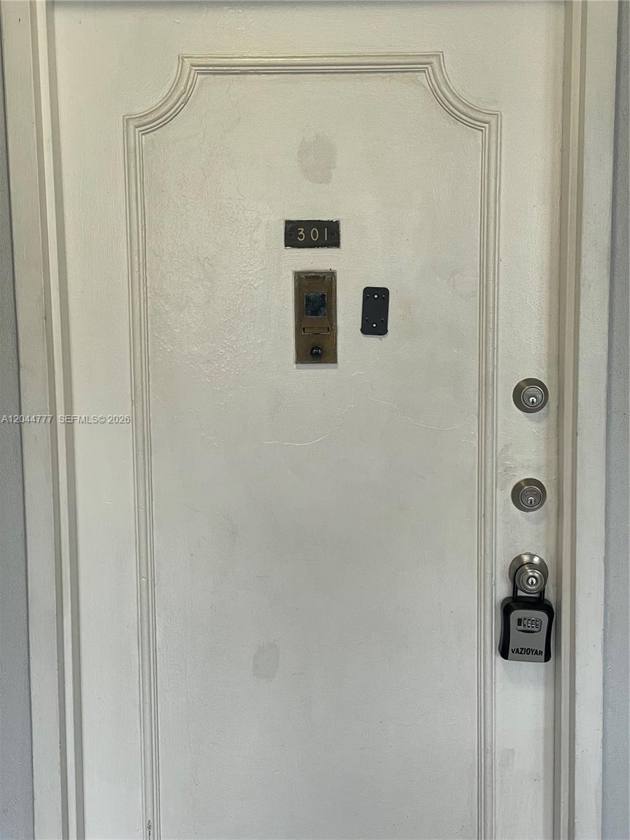 13685 NE 10th Ave # 301, North Miami FL 33161 photo 2