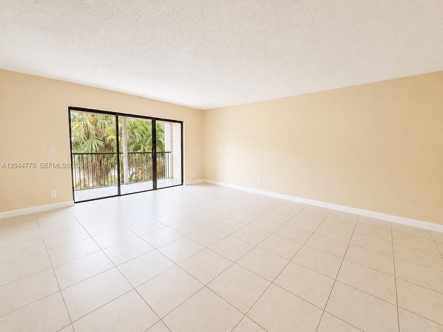 405 LAKEVIEW DR # 202, Weston FL 33326 photo 5